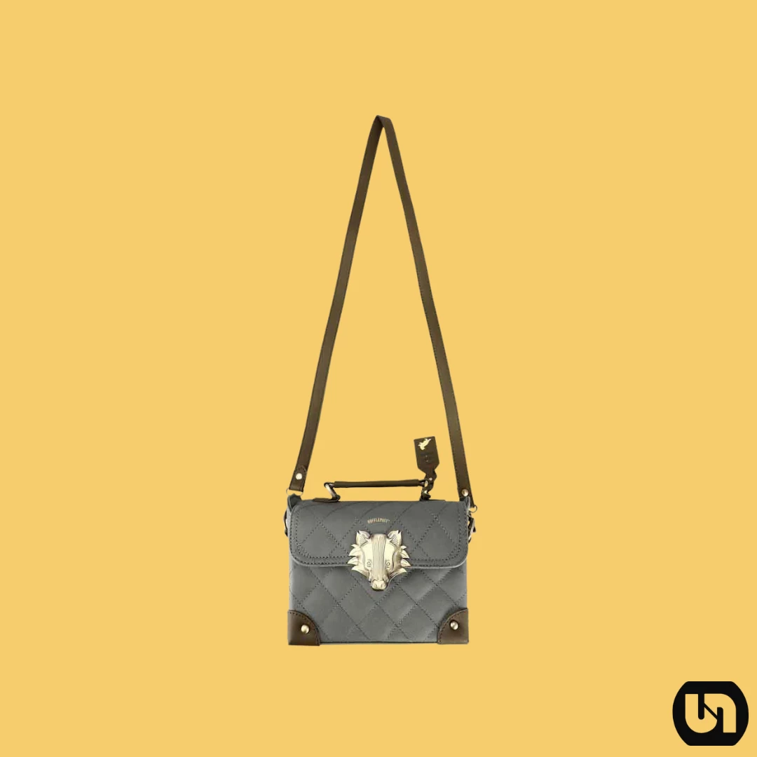 Cheap β€οΈ Bioworld Harry Potter: Mini Trunk π Handbag - Hufflepuff βοΈ 3 Bioworld Harry Potter: Mini Trunk Handbag - Hufflepuff